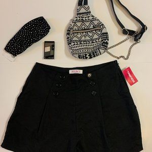 Black Shorts Bundle w/accessories